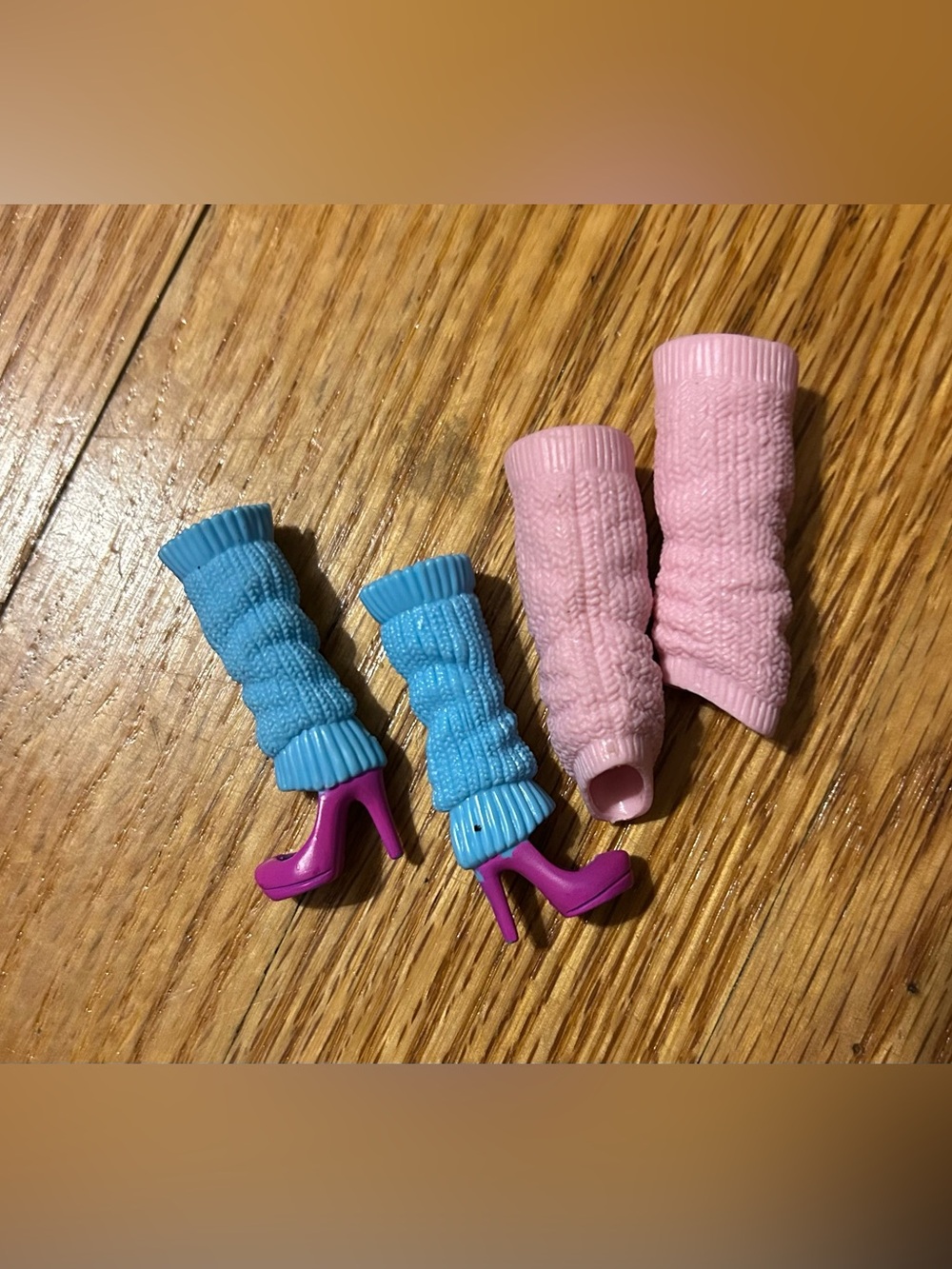 Barbie Clothes - Picture 2 of 3